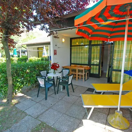 Holiday home Locazione Turistica Borsetti.19