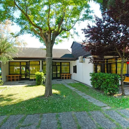 Locazione Turistica Borsetti.19 Holiday home